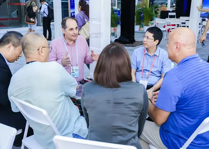 Our Team Keeps Communicating With Global Buyers For Construction Additive Business